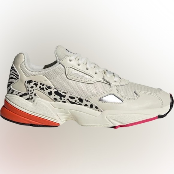 Adidas Falcon Trainer Women’s/Youth size 6 - Picture 3 of 12